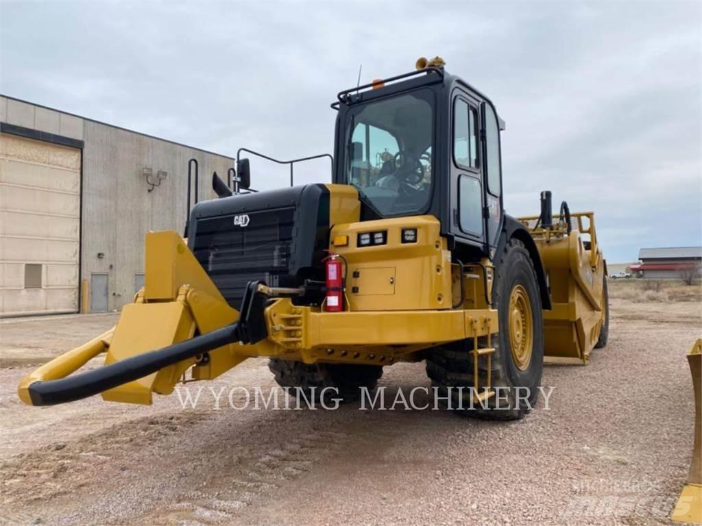 CAT 637K Scrapers