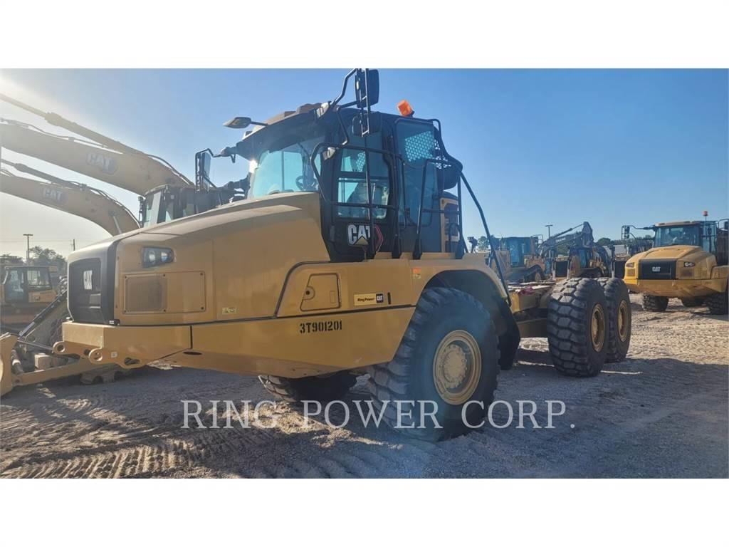 CAT 725WW Tanker trucks