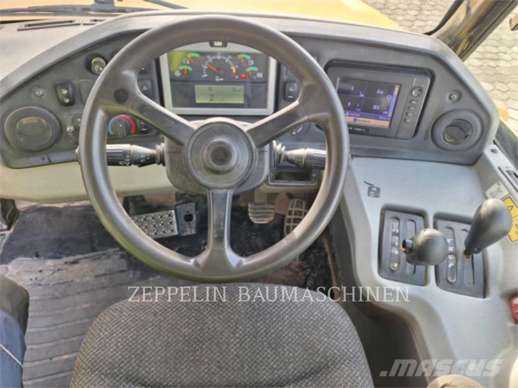 CAT 735B Articulated Dump Trucks (ADTs)