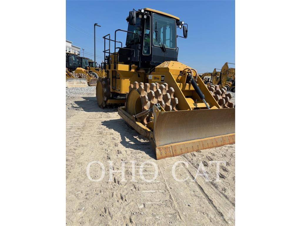 CAT 815 Wheel dozers