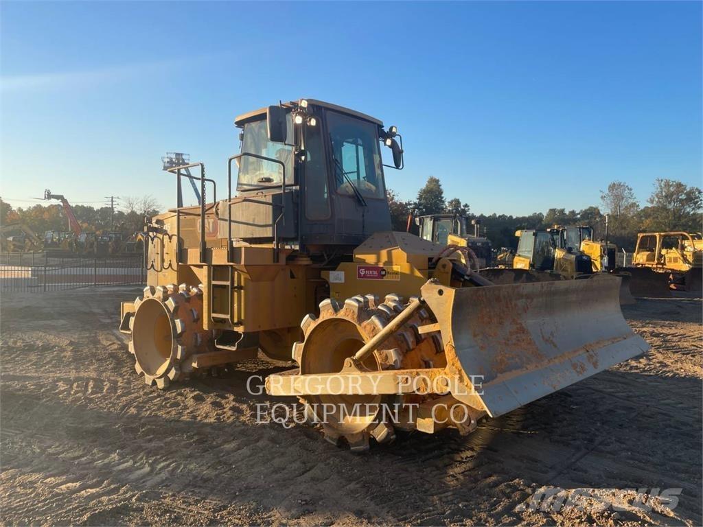 CAT 815-11 Soil compactors