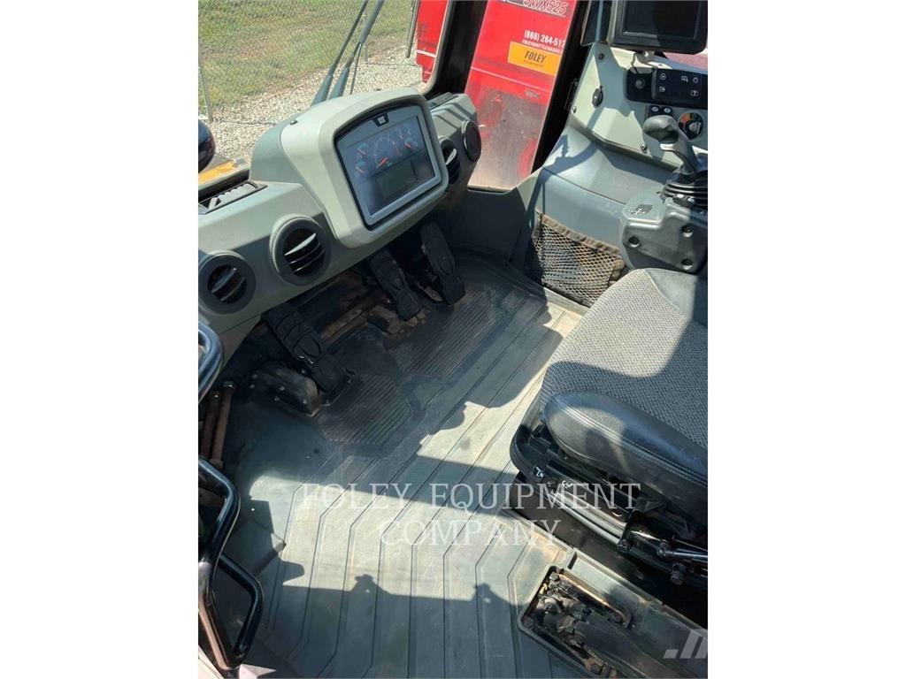 CAT 815K Soil compactors