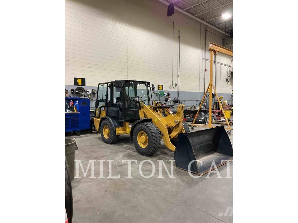 CAT 906 Wheel loaders