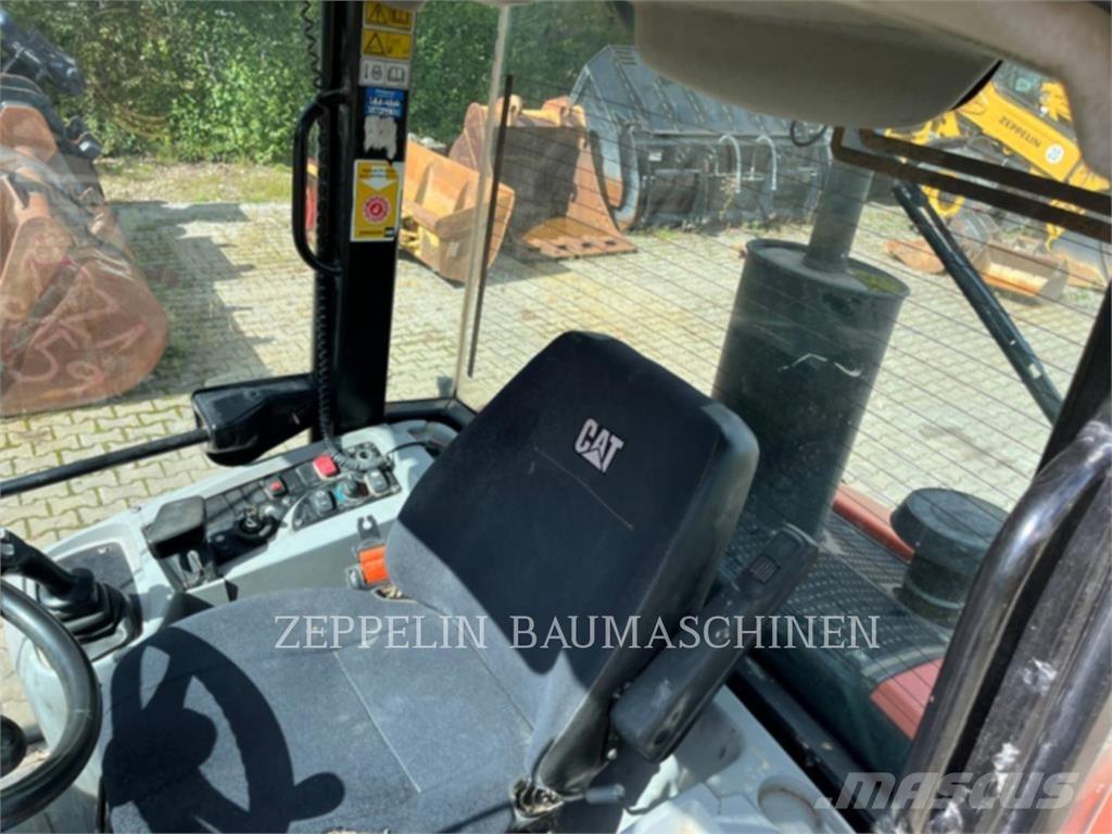 CAT 906H Wheel loaders