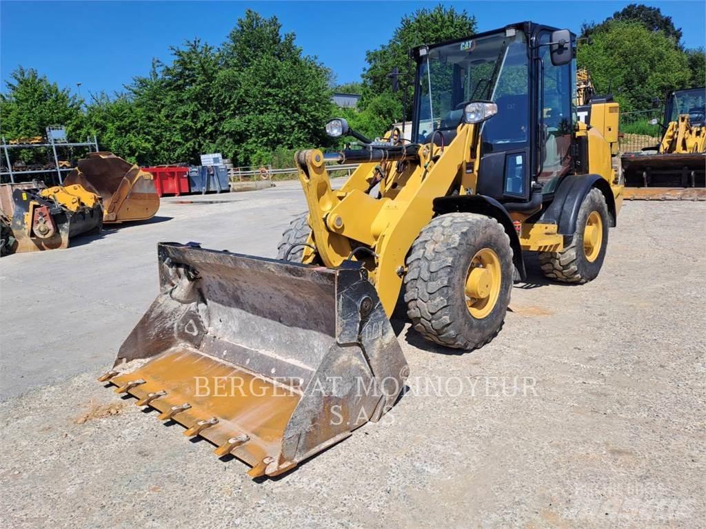 CAT 906M Wheel loaders