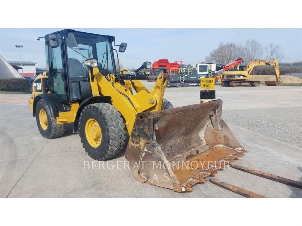 CAT 906M Wheel loaders