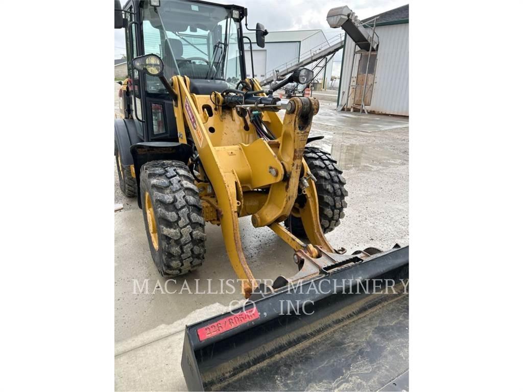 CAT 906M Wheel loaders