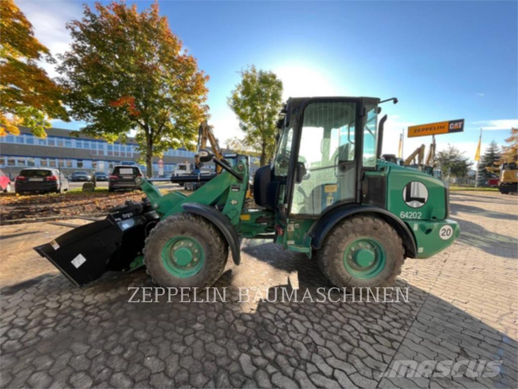 CAT 906M Wheel loaders