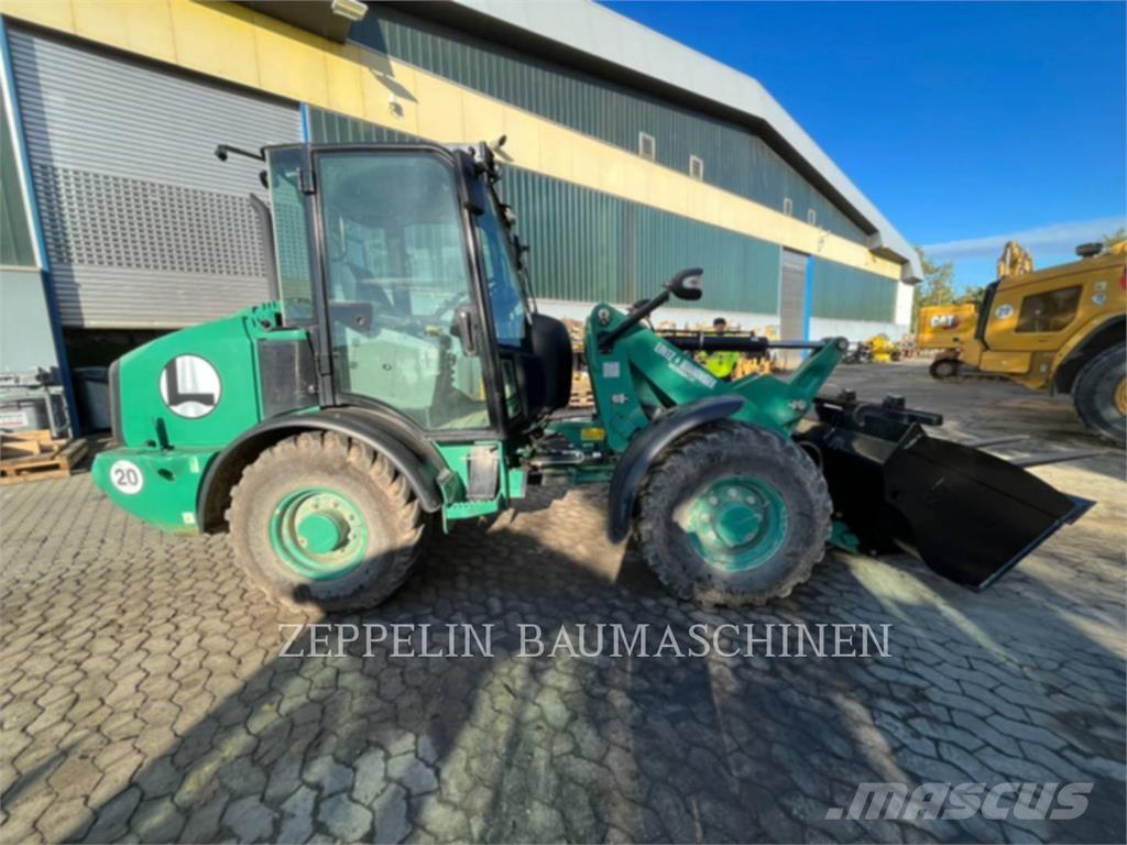 CAT 906M Wheel loaders