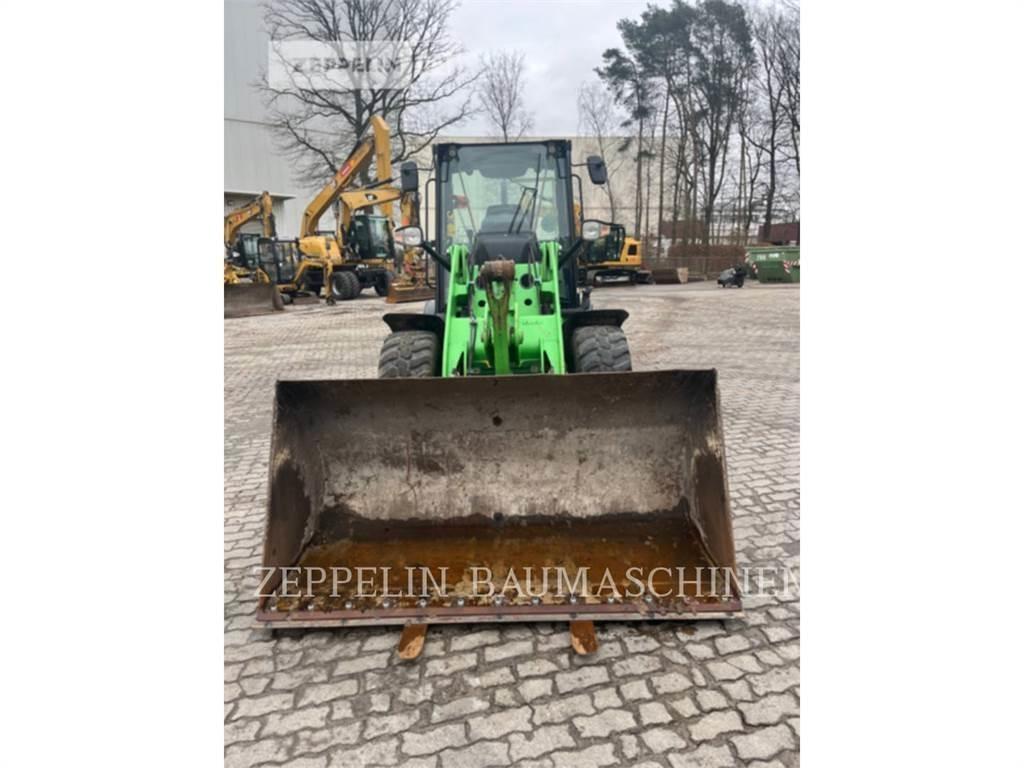 CAT 907M Wheel loaders