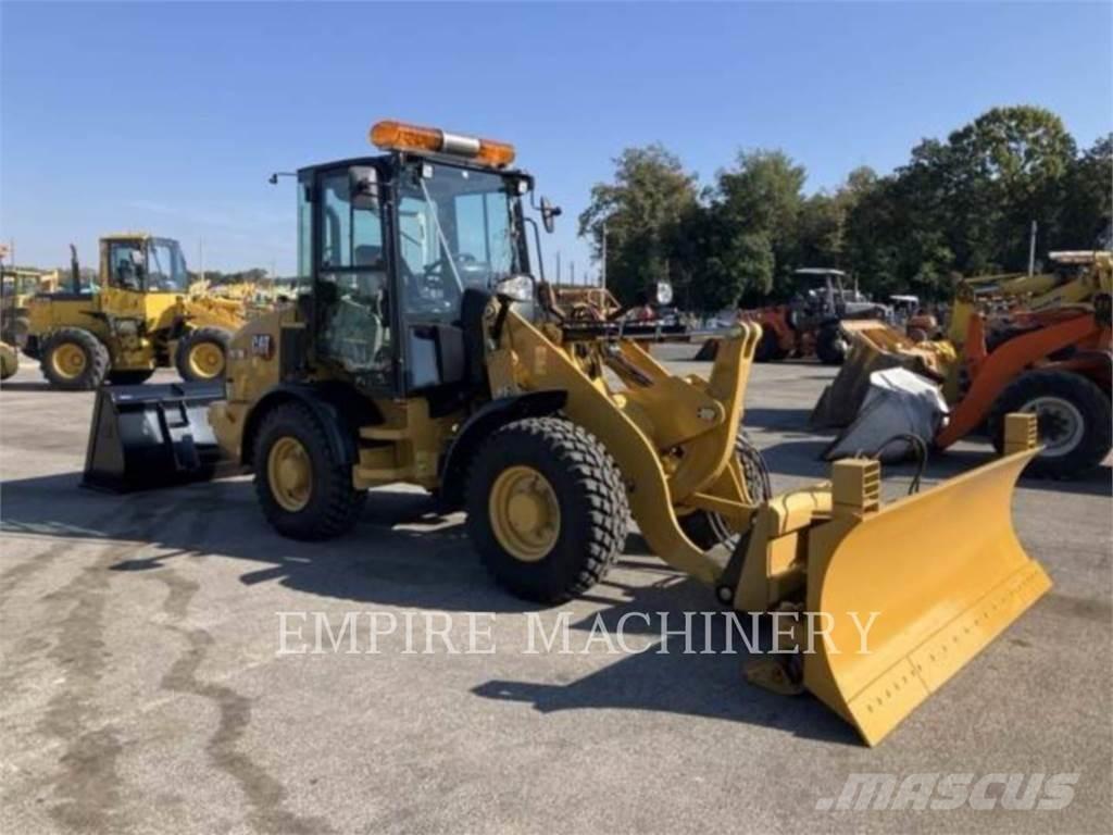 CAT 907M Wheel loaders