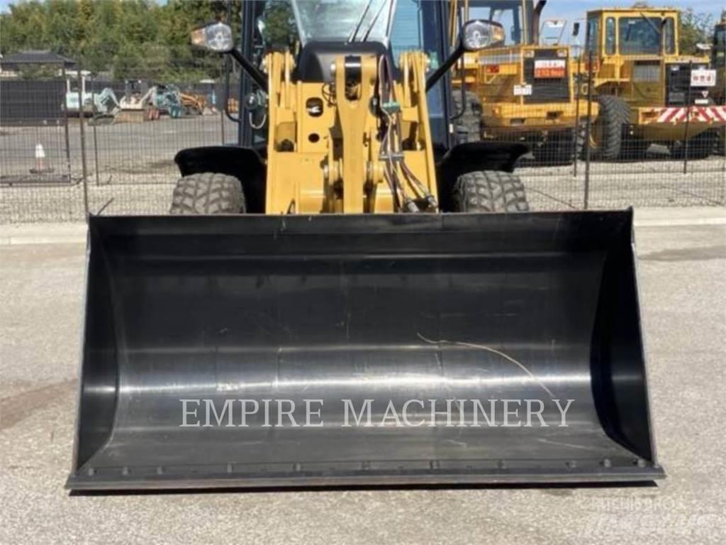 CAT 907M Wheel loaders