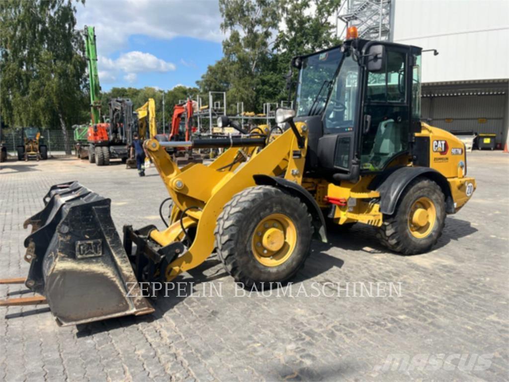 CAT 907M Wheel loaders