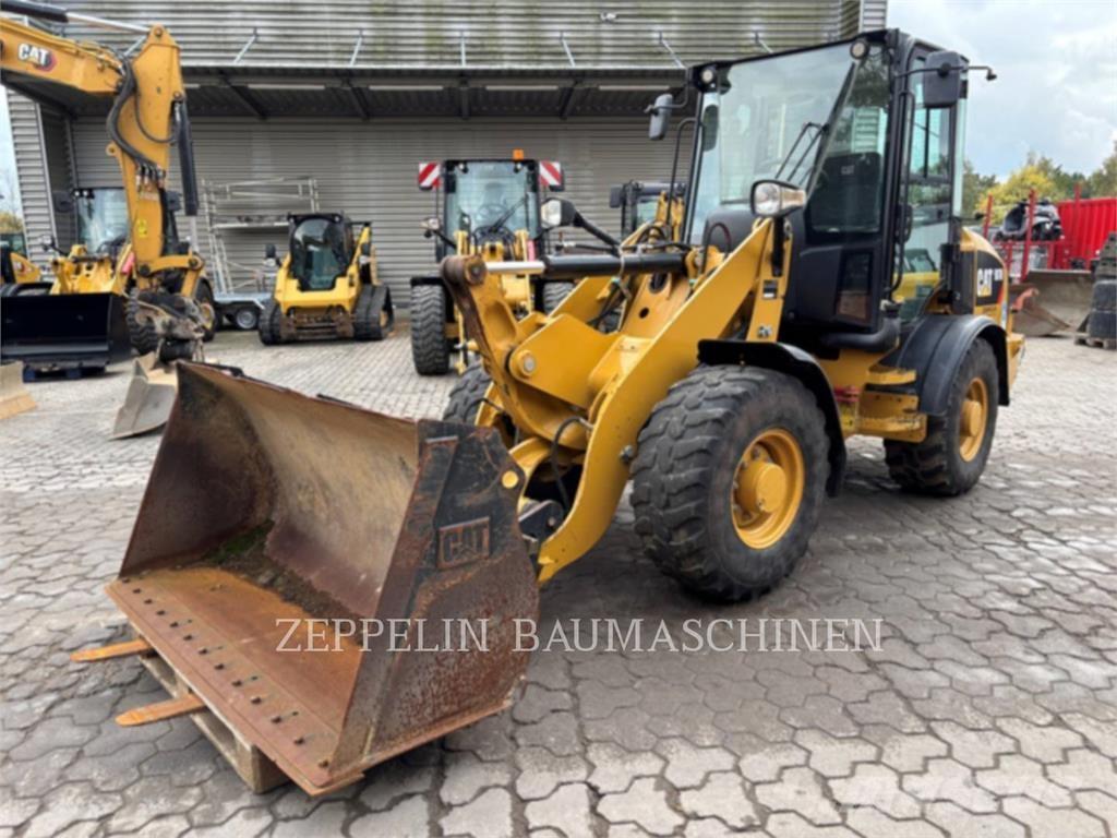 CAT 907M Wheel loaders