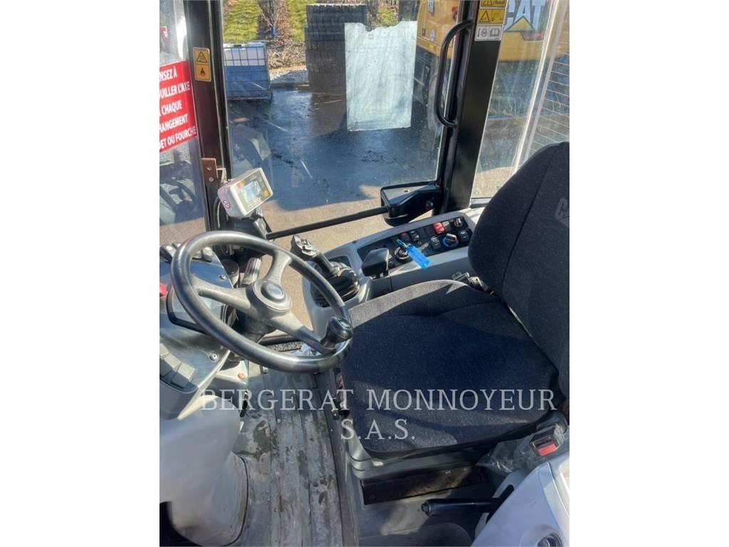 CAT 908 Wheel loaders