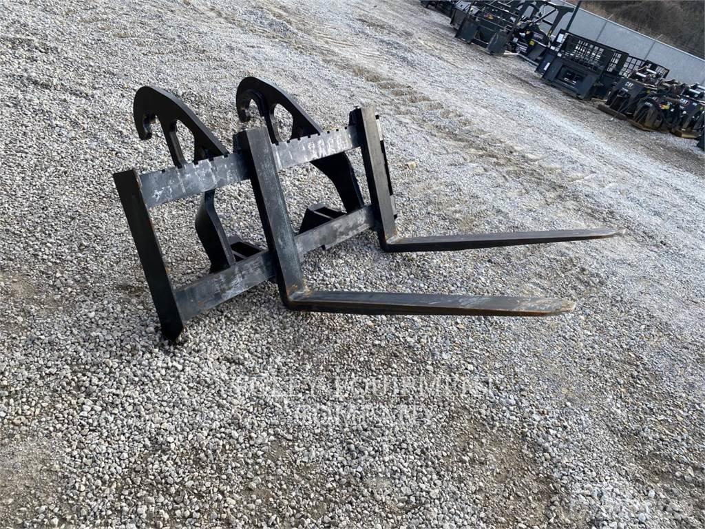 CAT 918M Wheel loaders