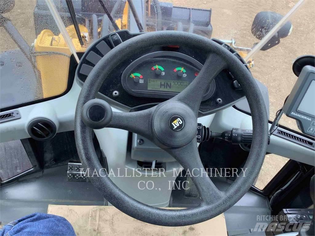 CAT 918M Wheel loaders