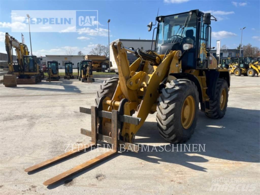CAT 918M Wheel loaders