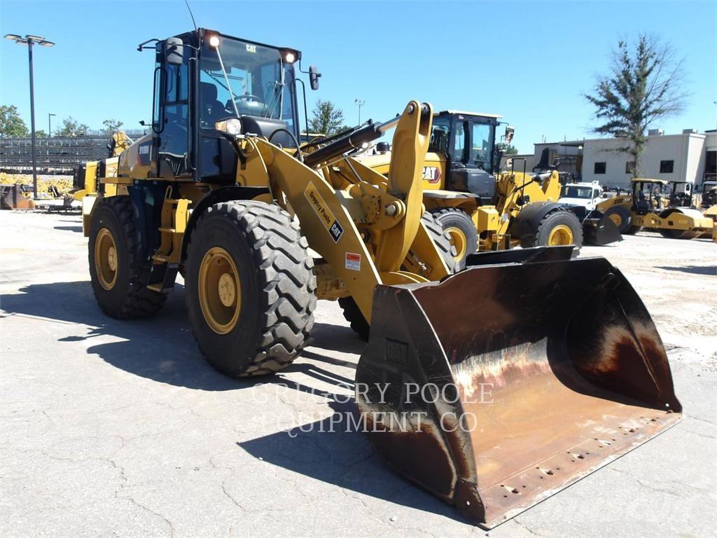CAT 918M Wheel loaders