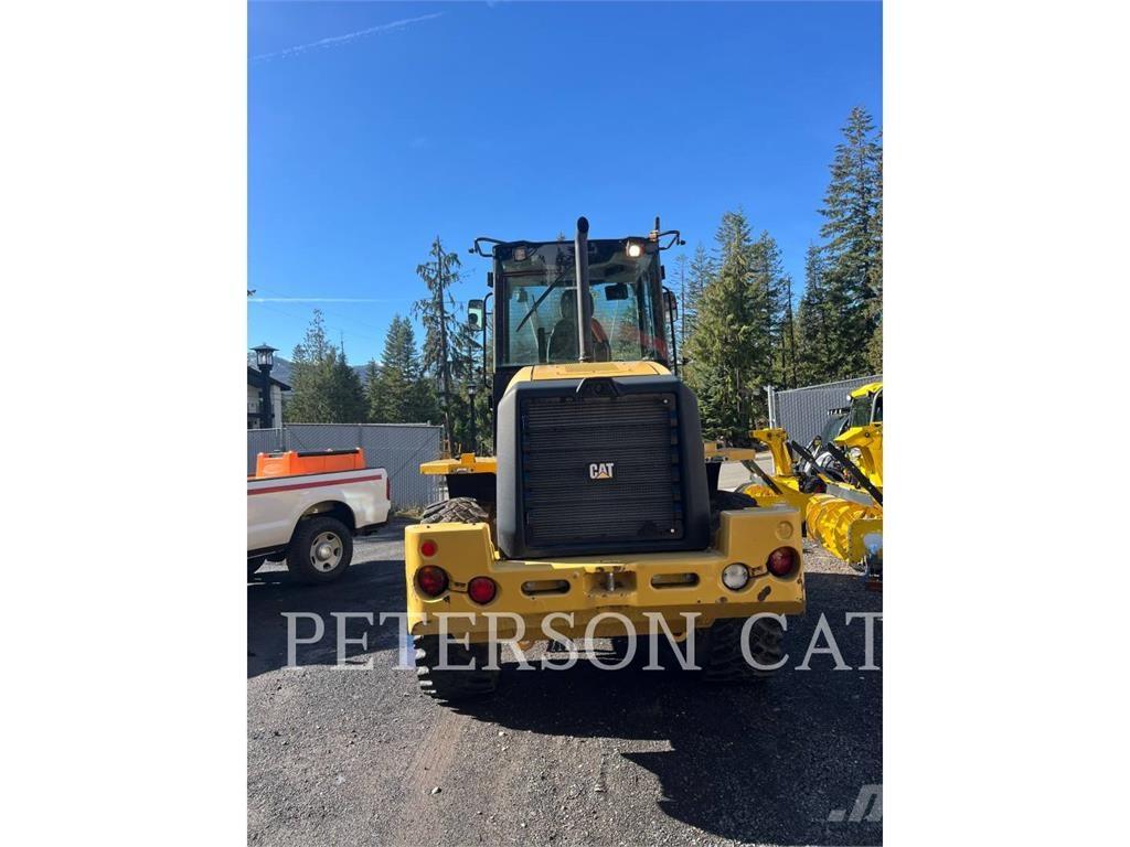 CAT 918M Wheel loaders