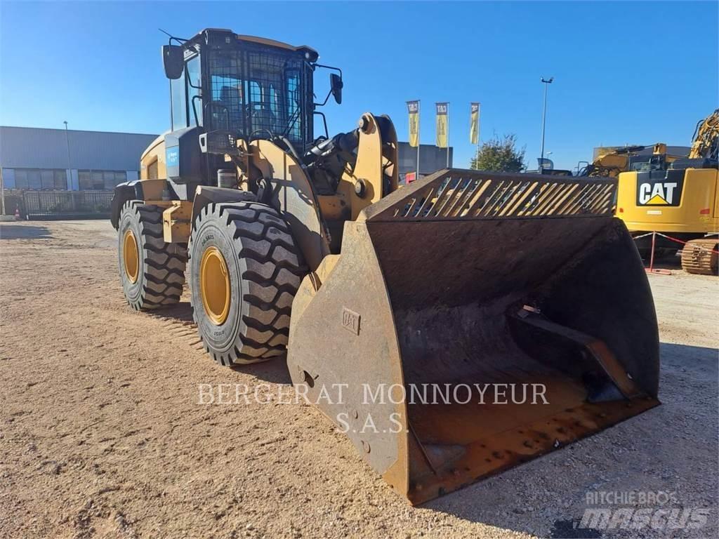CAT 926M Wheel loaders