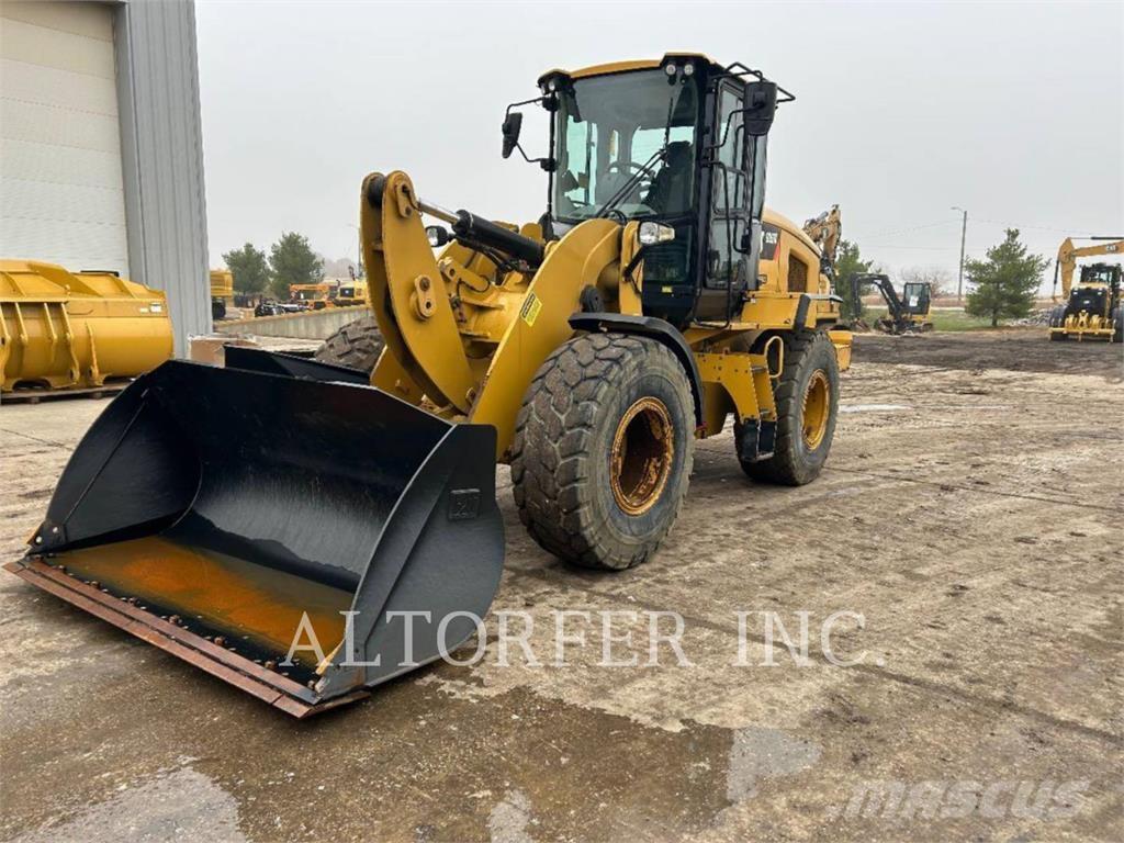 CAT 926M Wheel loaders