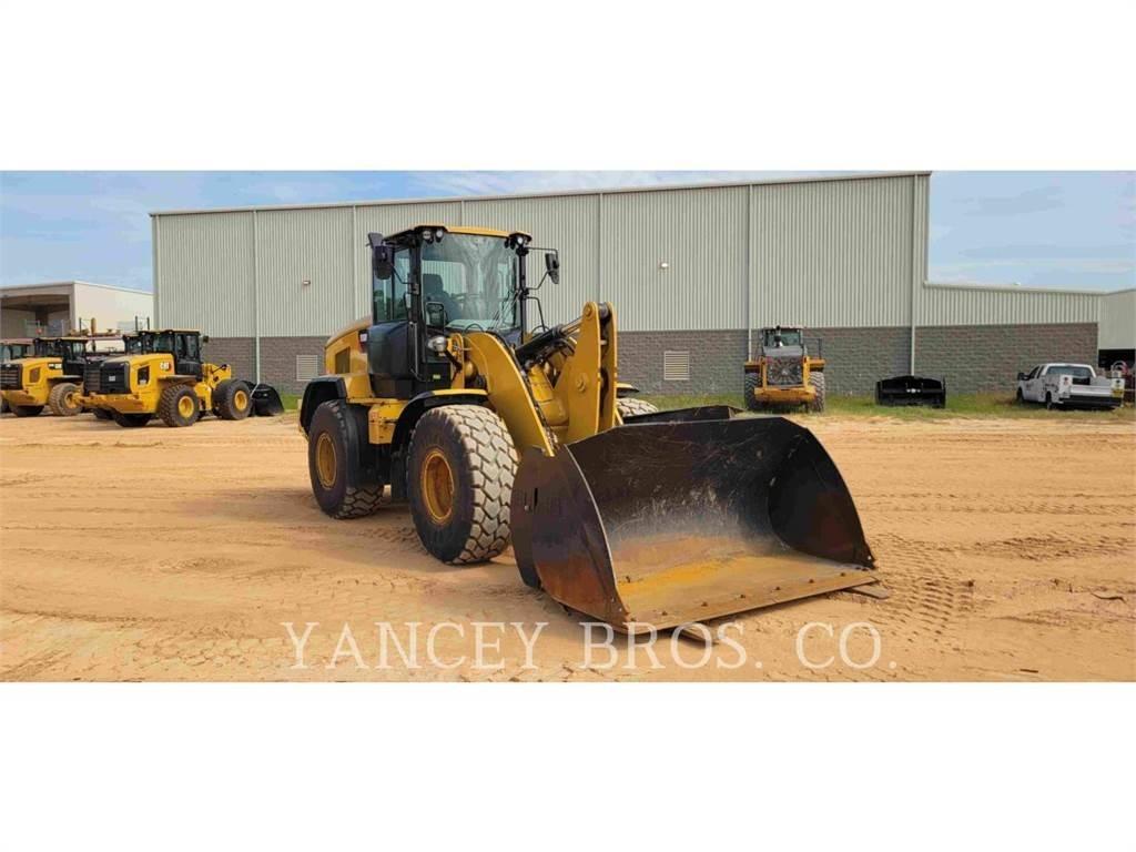 CAT 930M Wheel loaders