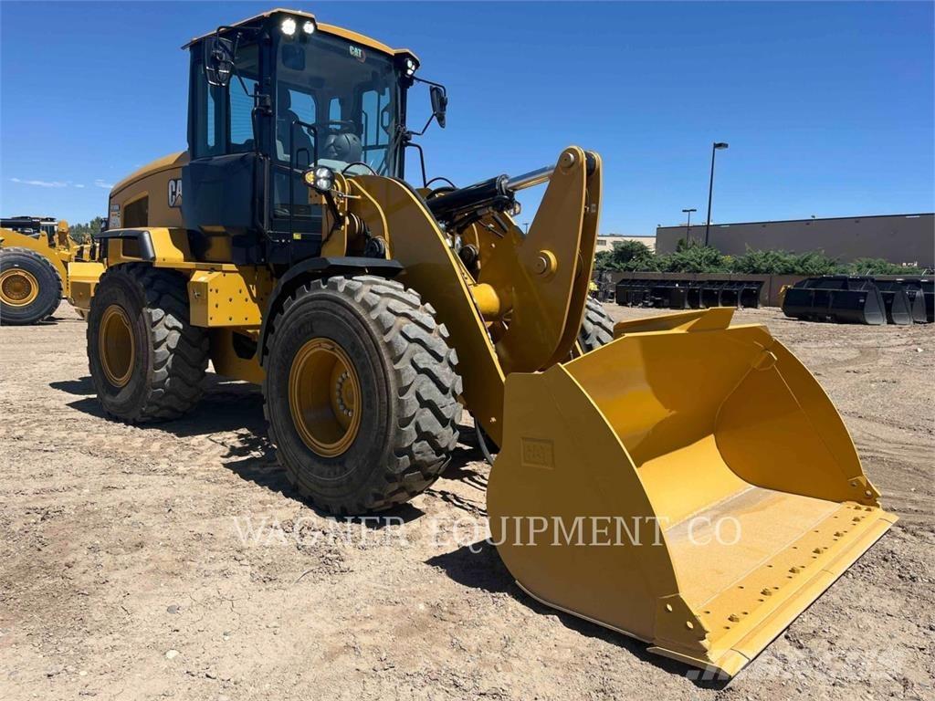 CAT 930M Wheel loaders
