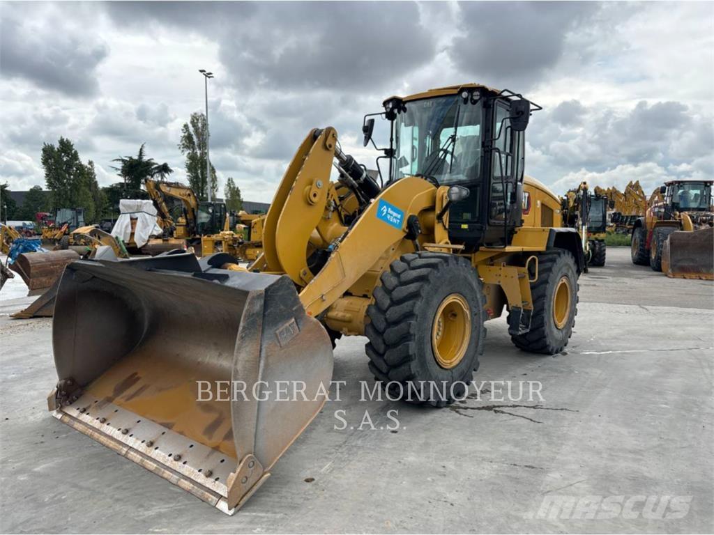 CAT 930M Wheel loaders