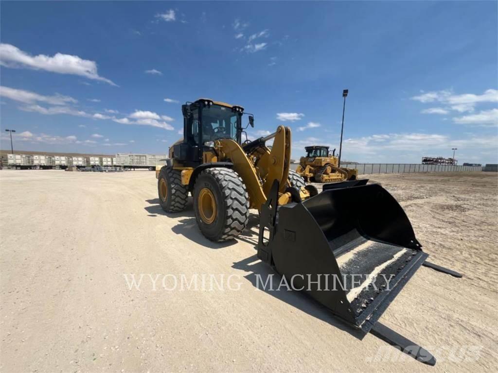 CAT 938 Wheel loaders