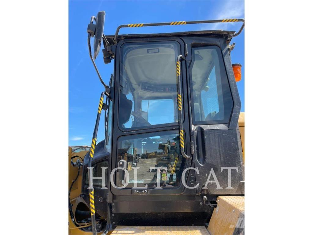 CAT 938 QC Wheel loaders