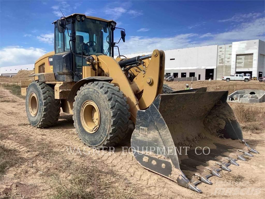 CAT 938M Wheel loaders