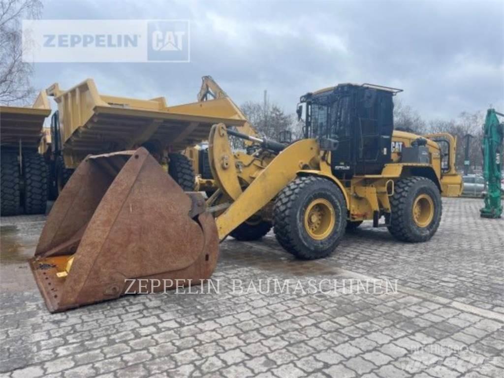 CAT 938M Wheel loaders