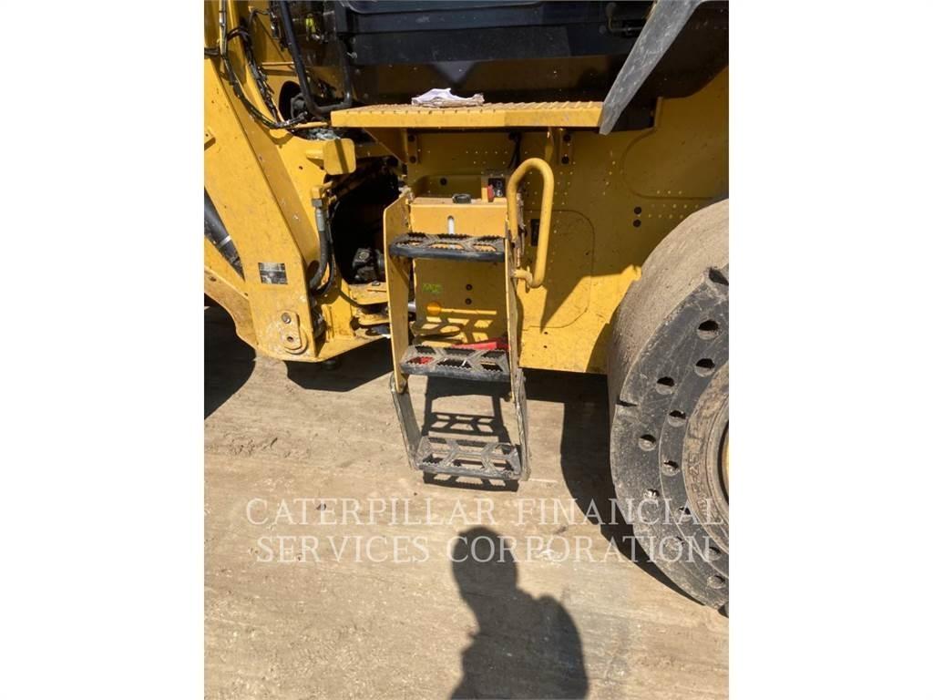 CAT 938M Wheel loaders