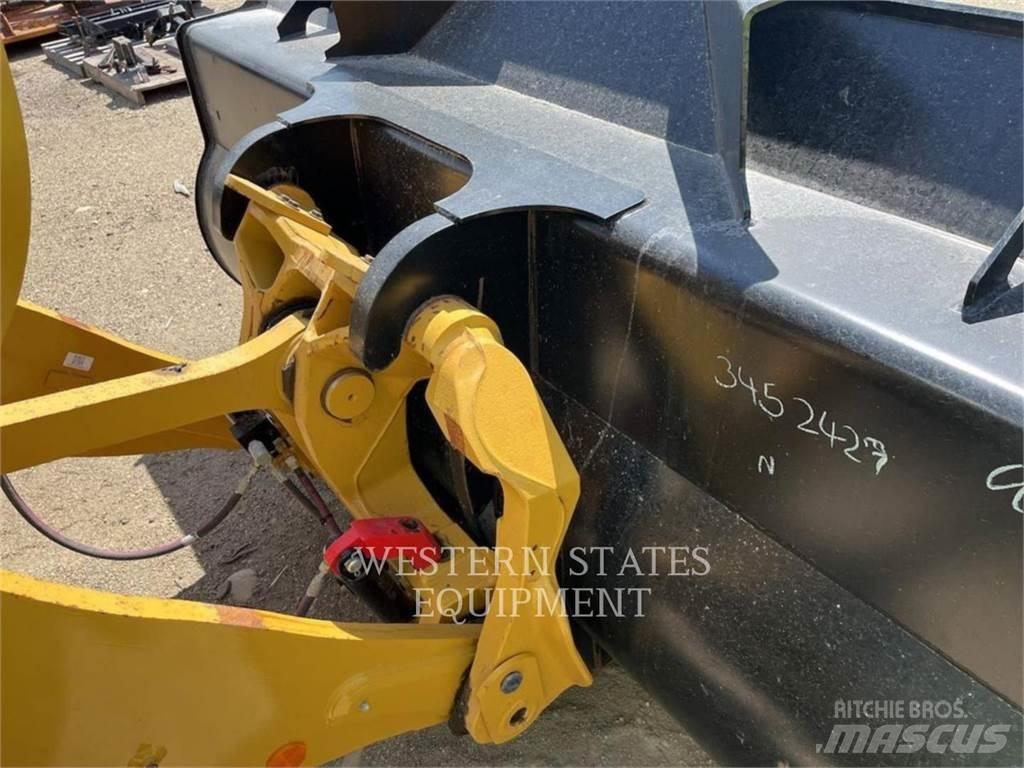 CAT 938M Wheel loaders