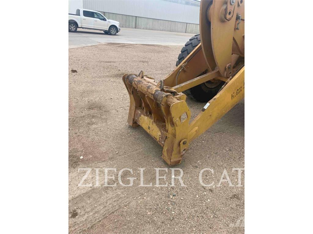 CAT 938M Wheel loaders
