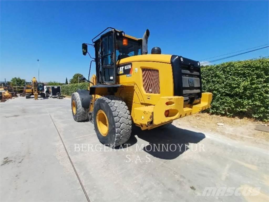 CAT 938M Wheel loaders