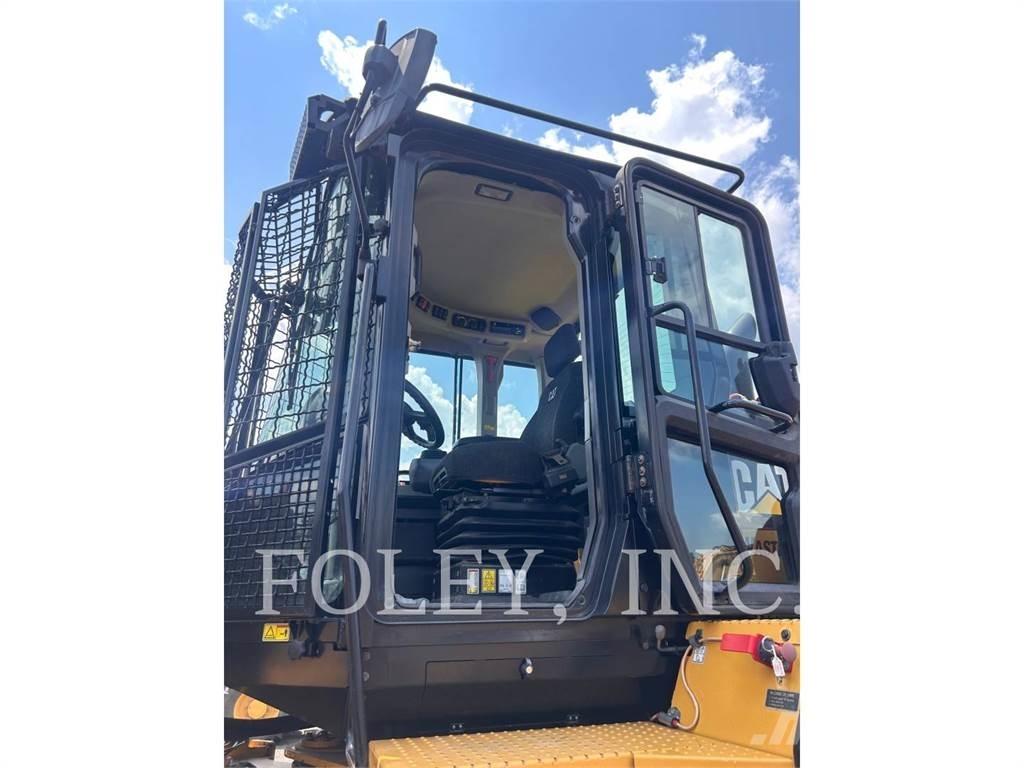 CAT 938M Wheel loaders