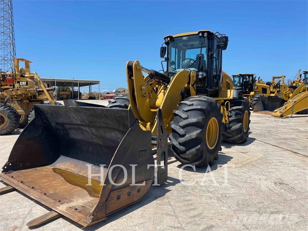 CAT 938M Wheel loaders