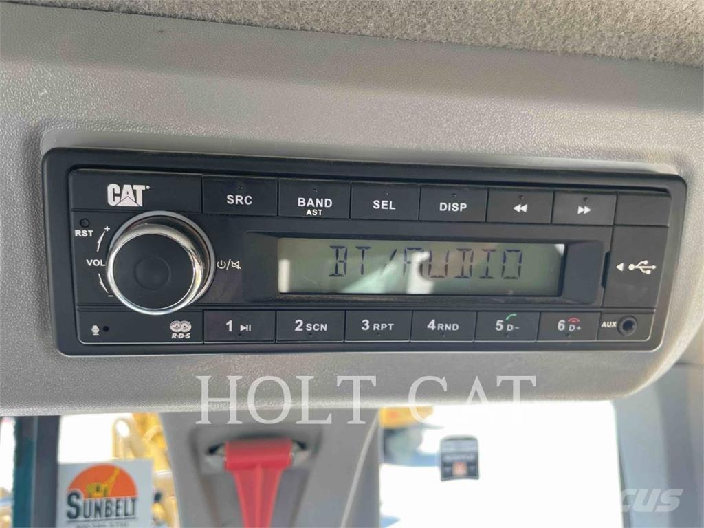 CAT 938M Wheel loaders