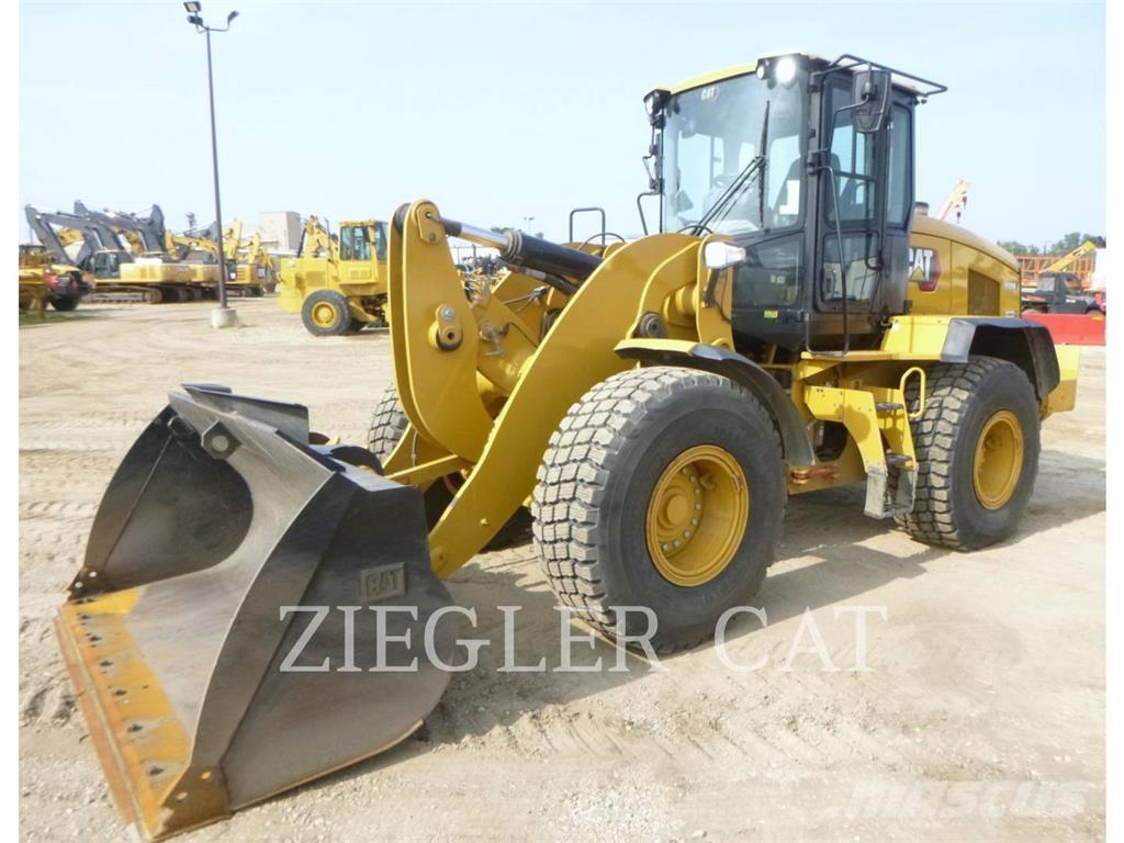 CAT 938M Wheel loaders