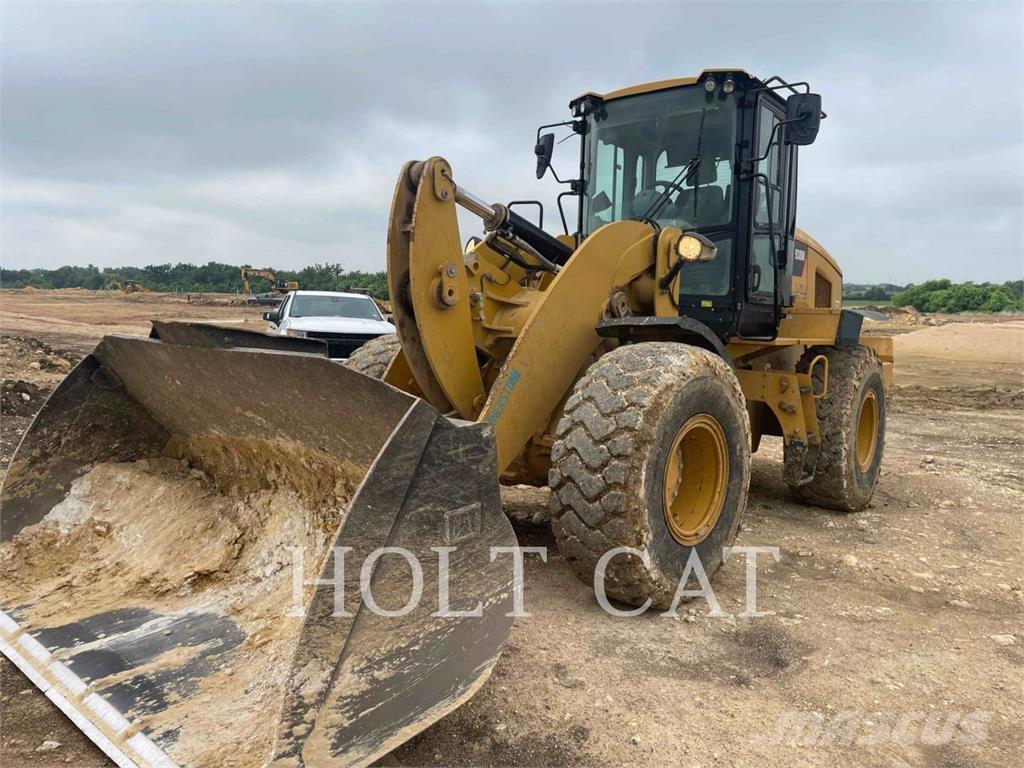 CAT 938M Wheel loaders