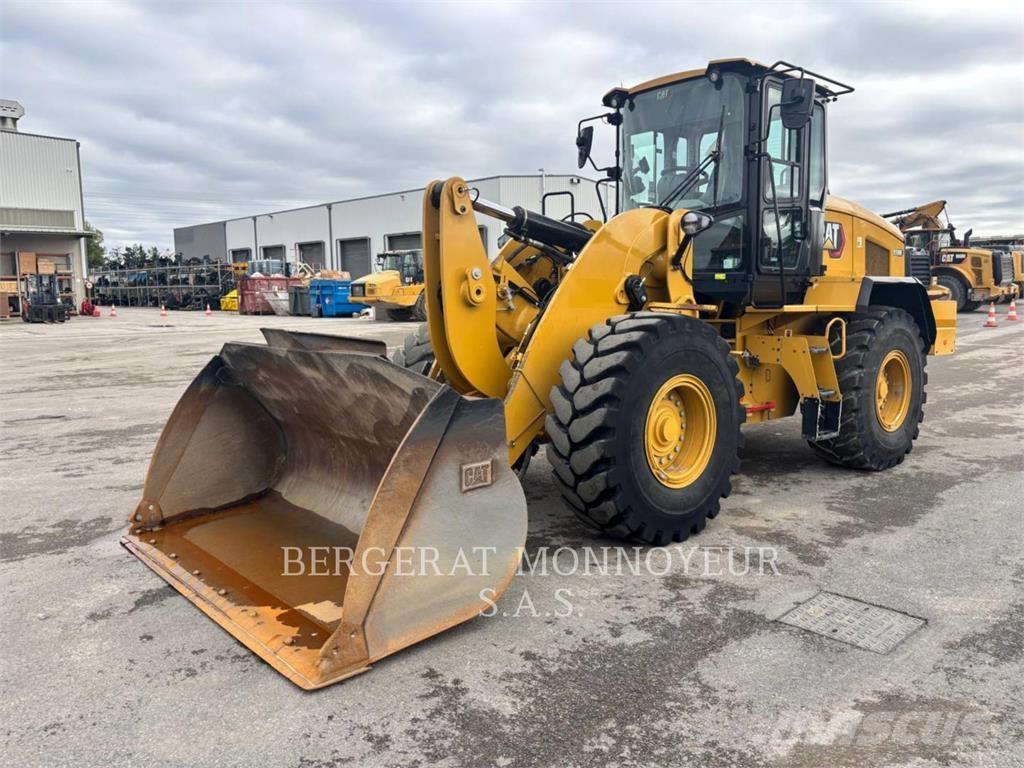 CAT 938M Wheel loaders