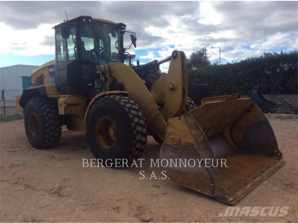 CAT 938M Wheel loaders