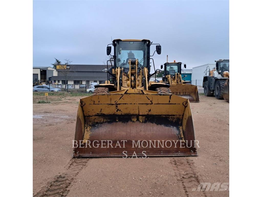 CAT 938M Wheel loaders