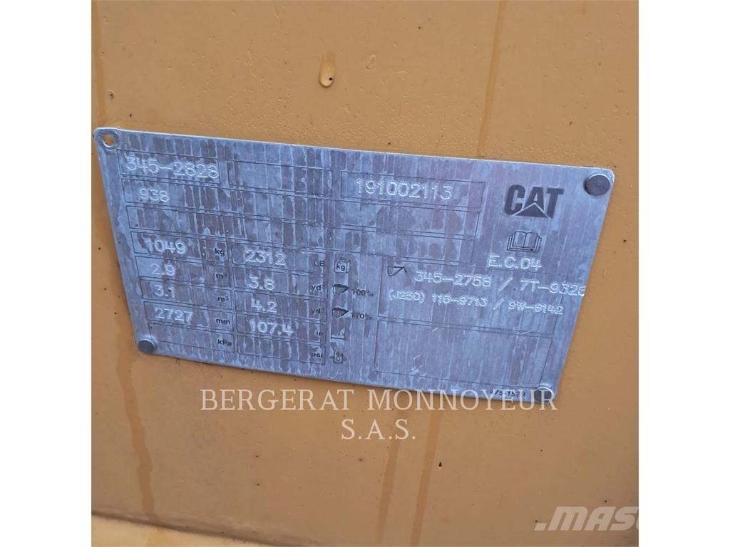 CAT 938M Wheel loaders