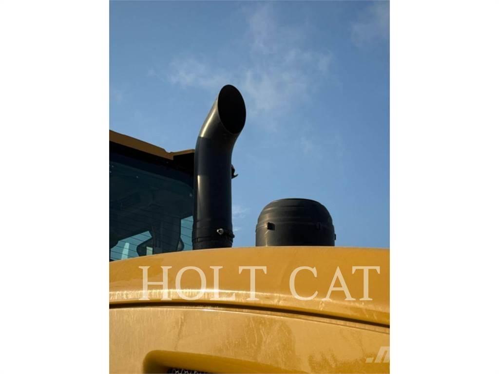 CAT 938M QC Wheel loaders