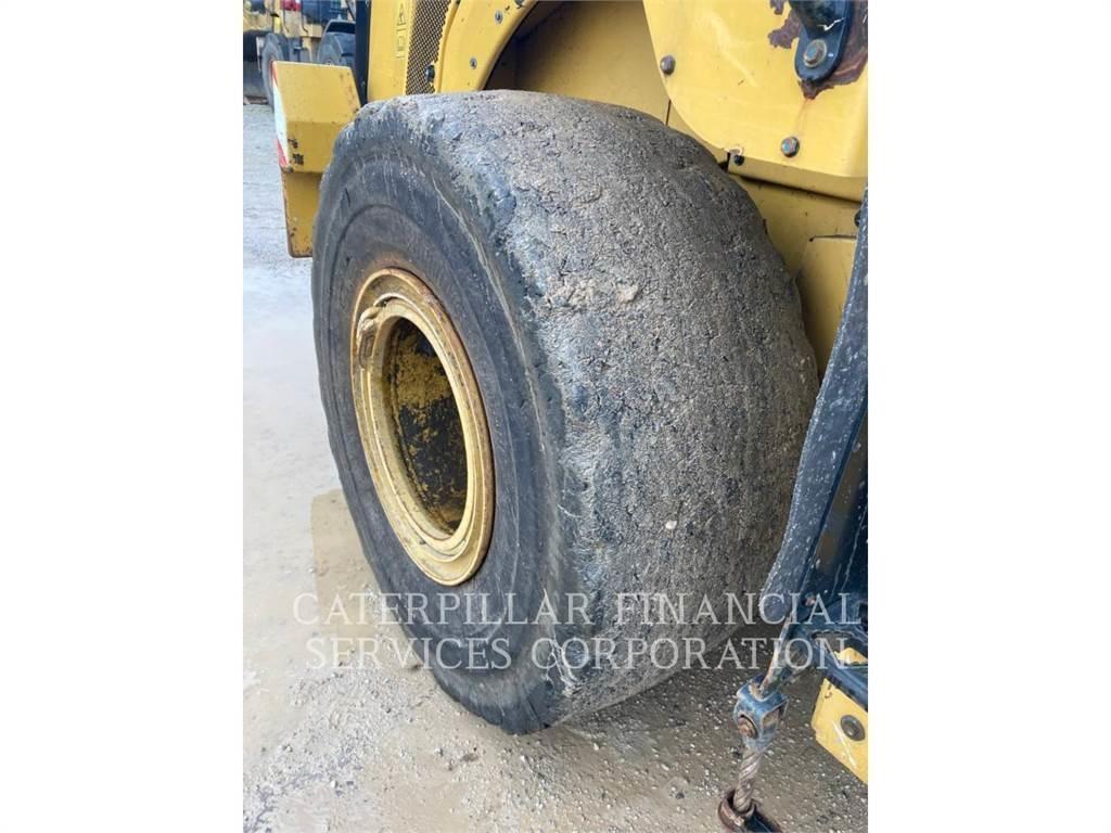 CAT 950M Wheel loaders