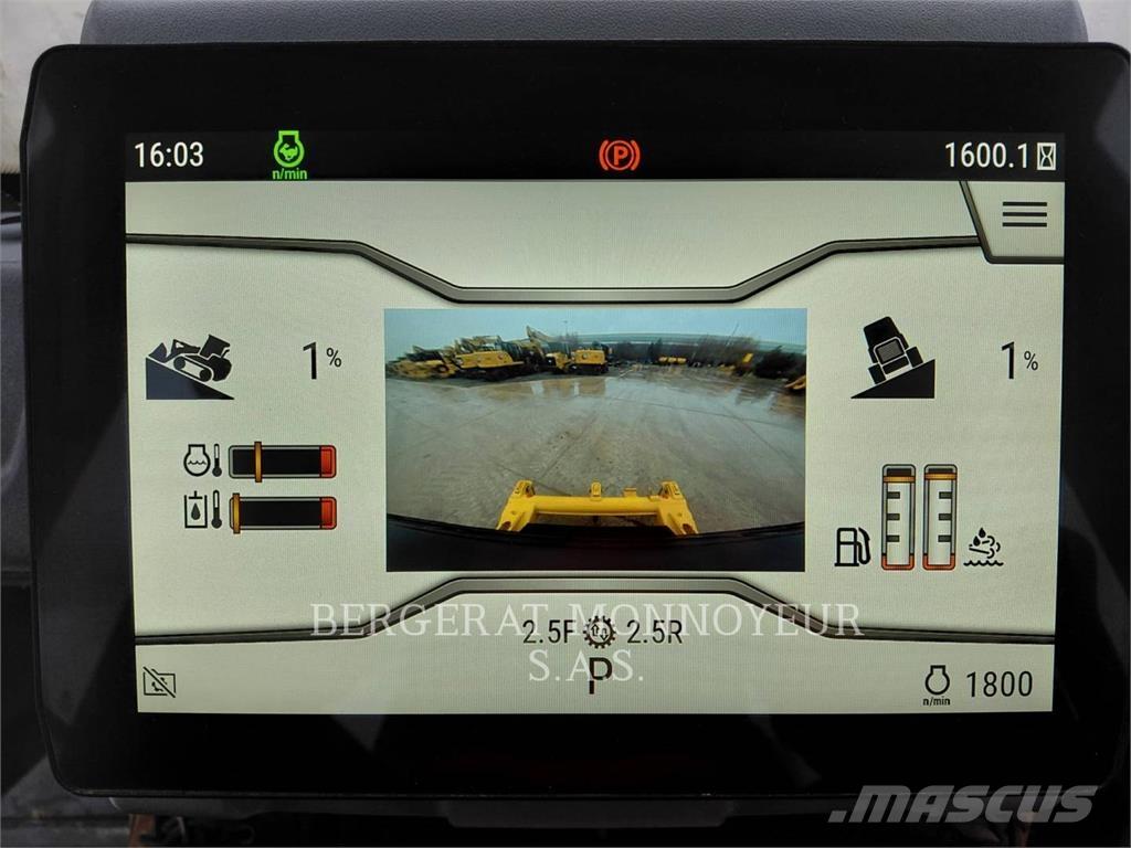 CAT 963 Crawler loaders