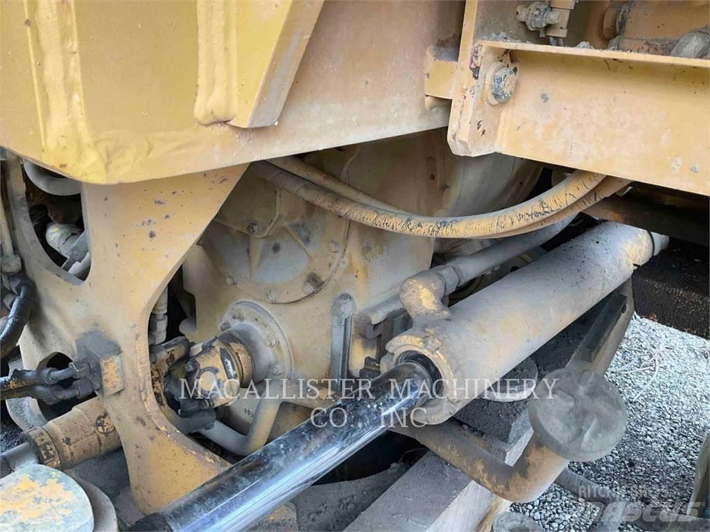CAT 966G Wheel loaders